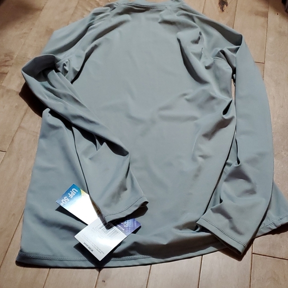 NWT Kanu Surf Sun Protection Rash Guard - Picture 5 of 5
